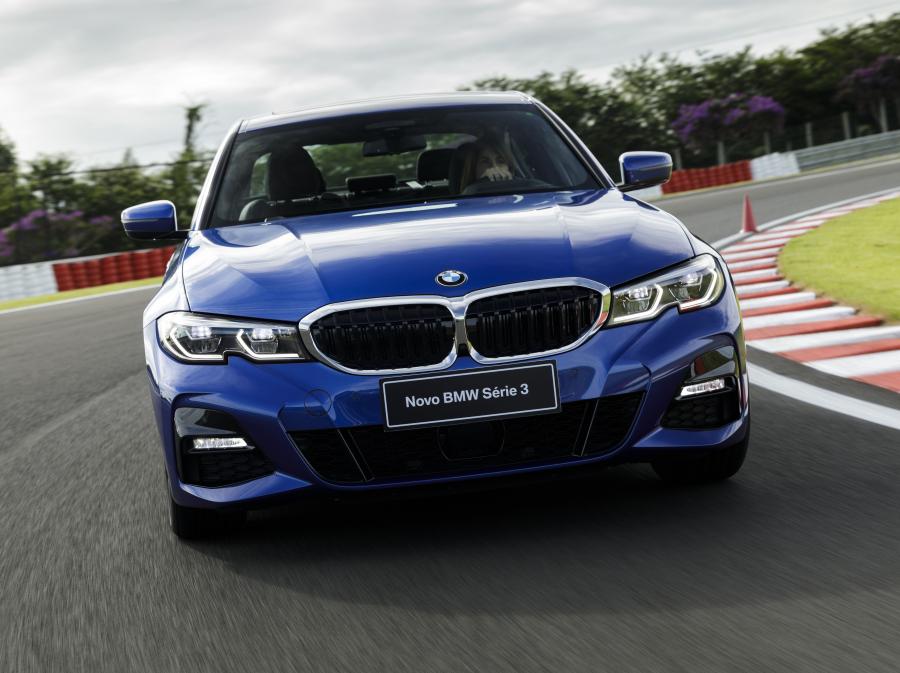  BMW 330i M Sport (G20) 2019 года  (LA) (фото 8 из 32)